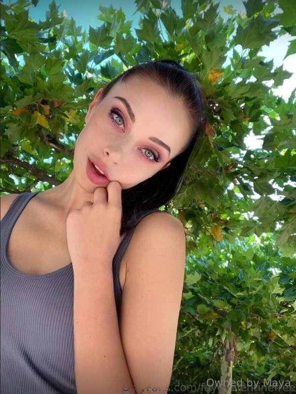 🔥 STOP SCROLLING🔥 She @fayevalentinefree your cock more than..