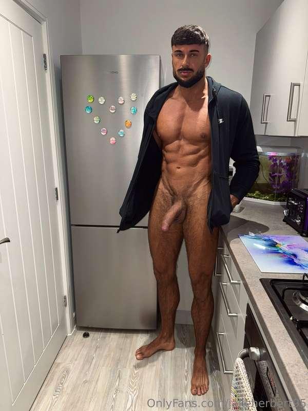 Who isn’t into tall guys 😉
