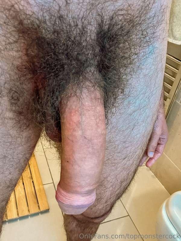 Showing off my bush. Who would take a deep sniff at it guys?