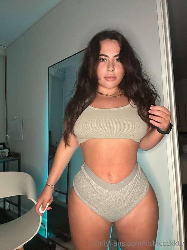DONT FORGET ❗️I have a vip page 😈👉🏻 @LilThiccckk