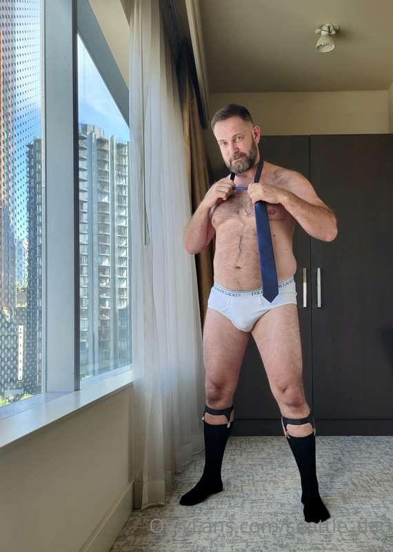 Sometimes I like to dress up just so I can get undressed 😈