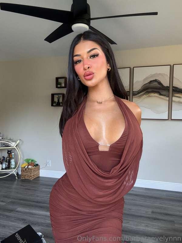 Do you like this color on me?🤎