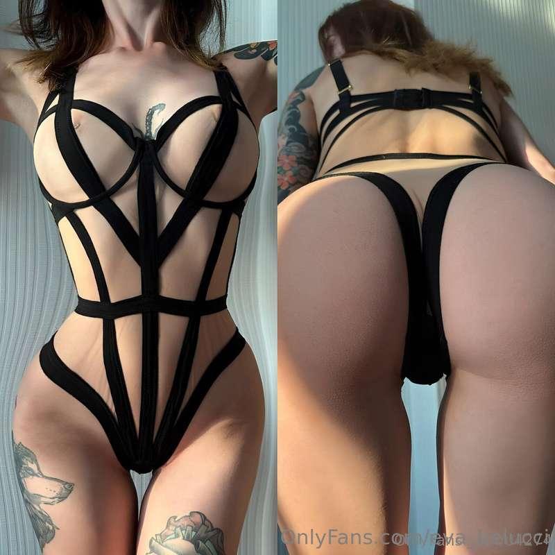 ***😈🥵 Pretty and wet always @miss_mills_vip is ready to fulf..