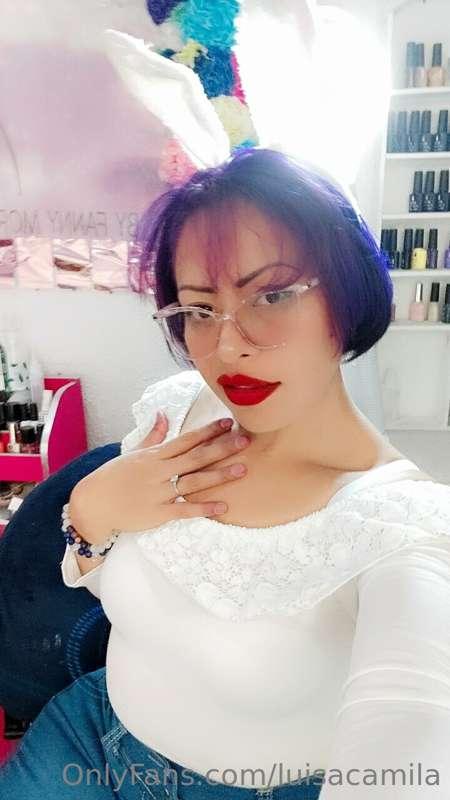 Do you like my bunny outfit?

Don't forget I'm a sex coach, ..
