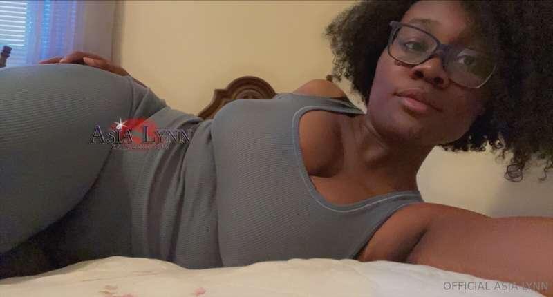 come get to know me better 😏@xasialynnx 