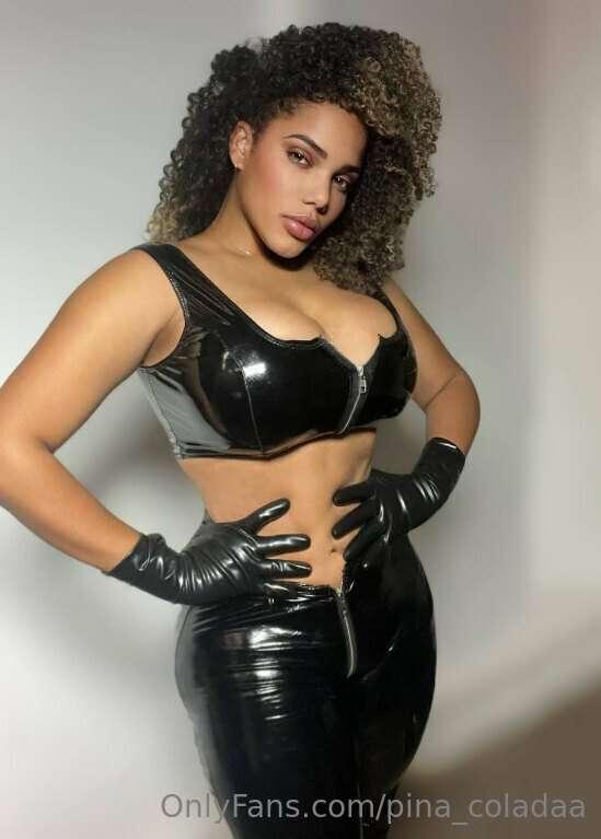 ⚠️ 𝗙𝗥𝗘𝗘⚠️  @latex_ebony 😈 HOT 𝗟𝗔𝗧𝗘𝗫 CONTENT👅😏
Plus other HOT..