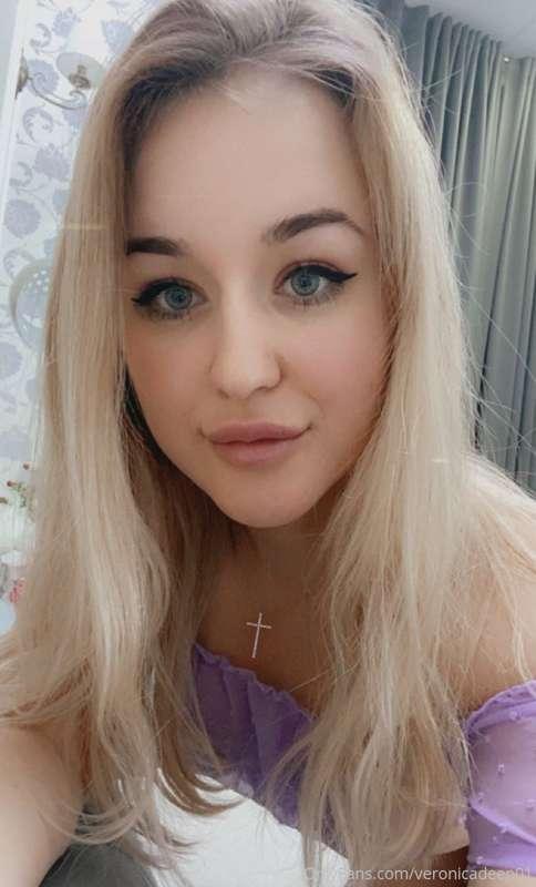 I hate Mondays 😢I need much longer weekends 😂