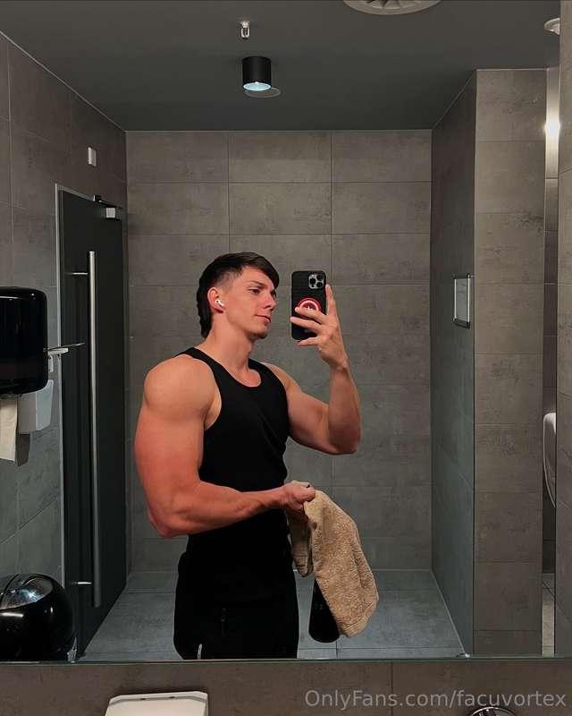 😏🔥💪🏼