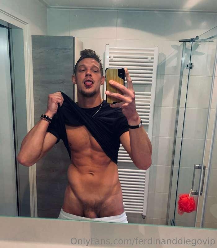 Almost ready for a busy day..😅 what you gonna do today?