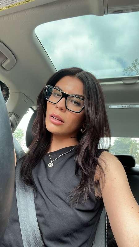 on my way to the studio to record a new mix for you 🥰