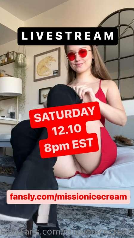 Come hang out with me, watch me try on cute outfits for a tr..