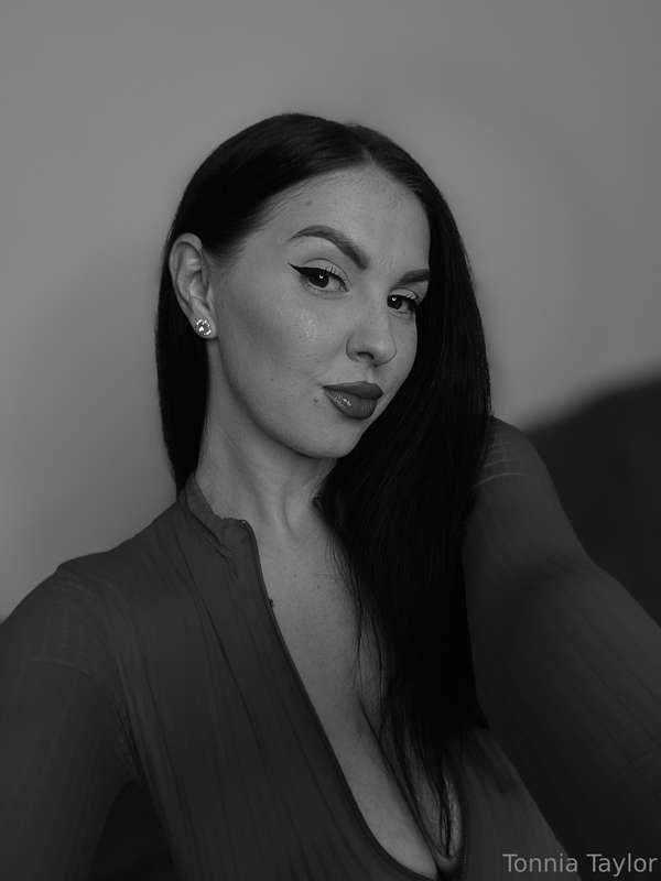 Hi🖤✨