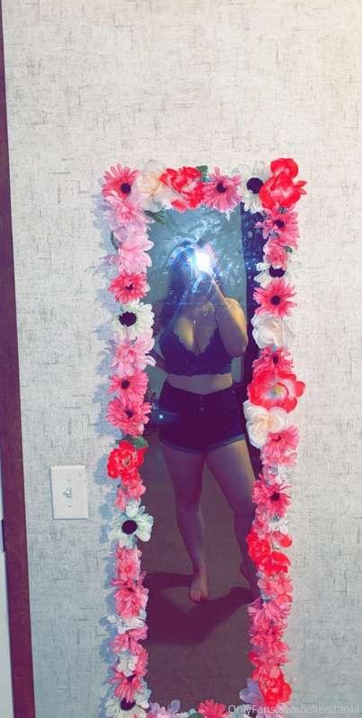 felt like i needed to post something, hmmm. what to post nex..