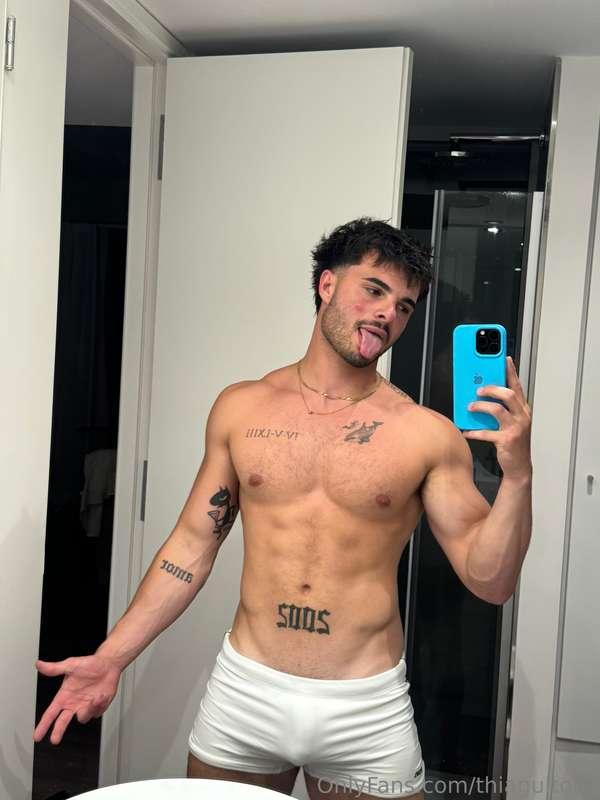 Hey, what are your plans today? I'm ready for a video call! ..