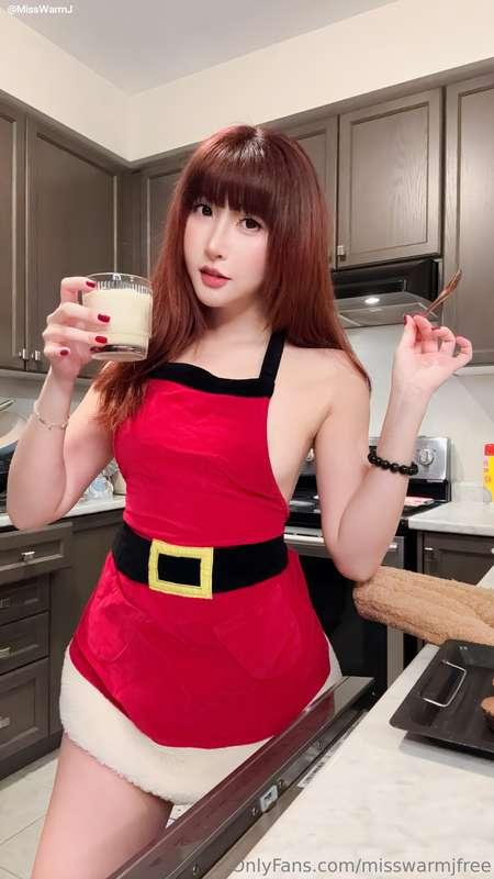 I'm in the mood for some eggnog 🥰💦⬇️⬇️⬇️ Full Video Experien..