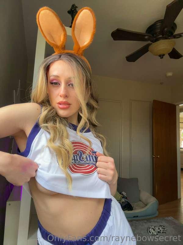 Don’t ever cal me doll🐰 you know I had to bring Lola Bunny b..