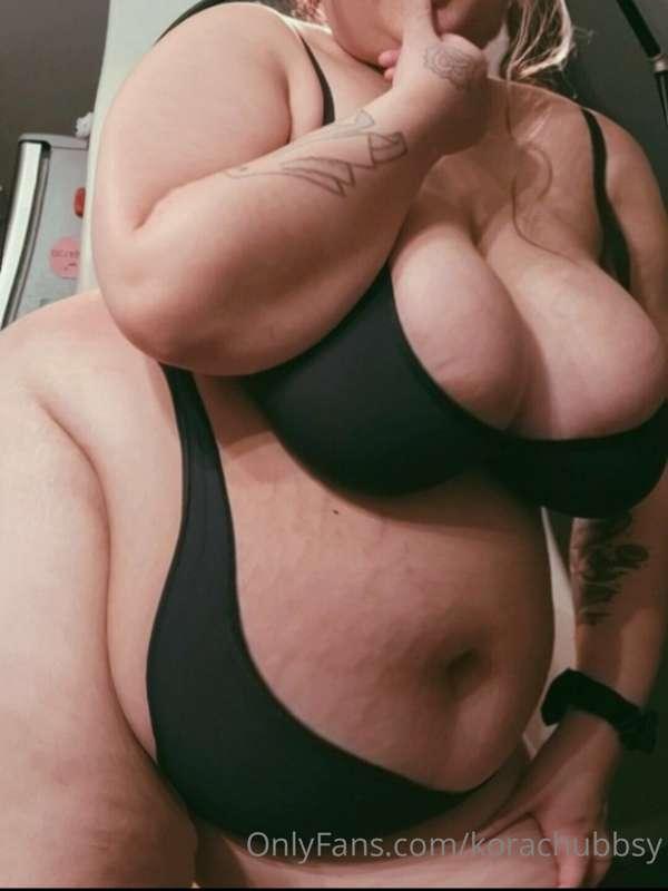 so um... when the fuck do I get to be this fat? it's taking ..