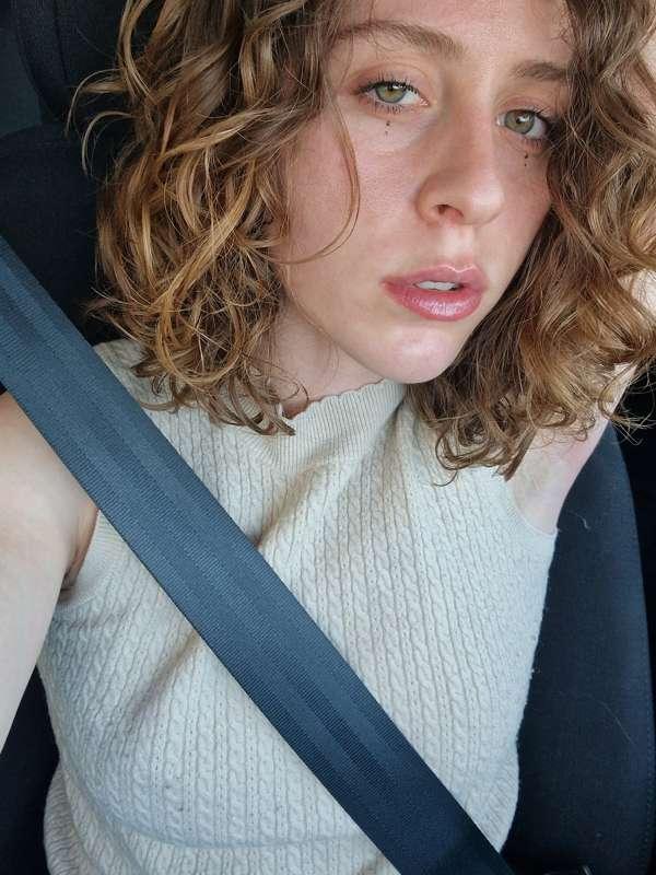i literally in love with my green eyes 🥰
and you? 👀