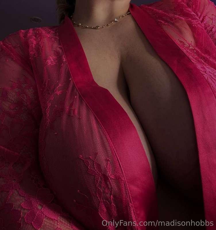 madisonhobbs image #0