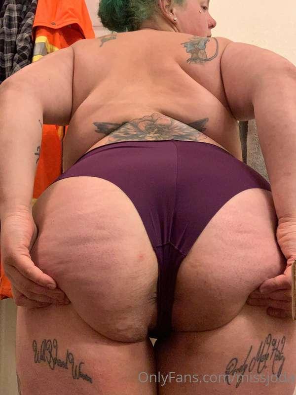 Cum and check out what’s underneath 😘

@missjolenedarlingvip