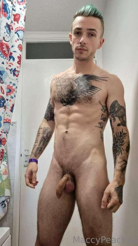 Sundays are for long showers and relaxation ... and anal