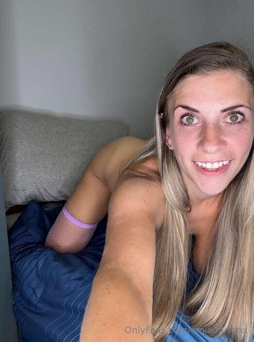 emiaddisonx image #0