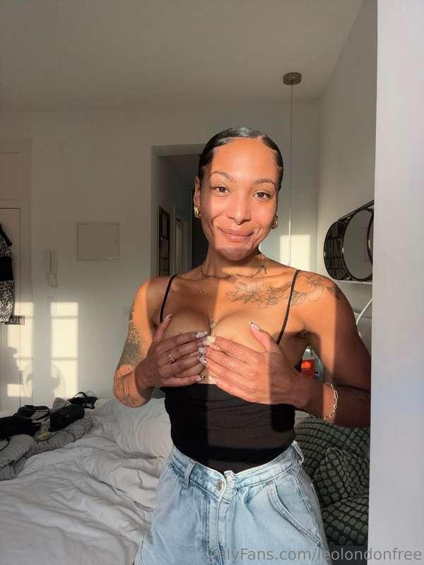 I need your hands for a sec 🤭