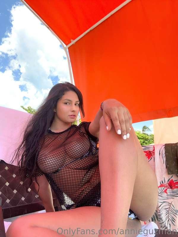 Life's a beach So you better fuck me hard😜👅❤