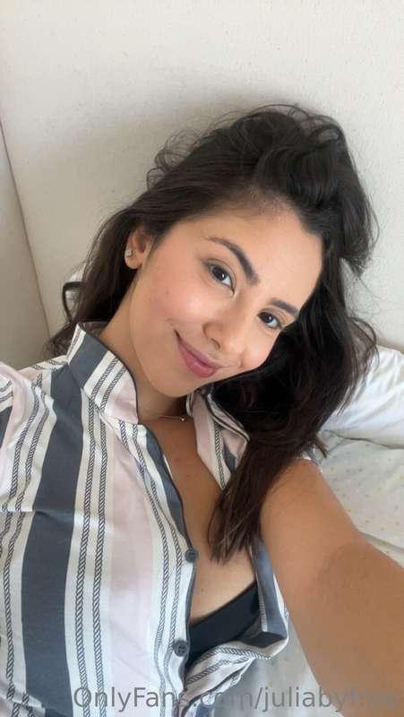 tell me your first thought when you see me here: https://onl..