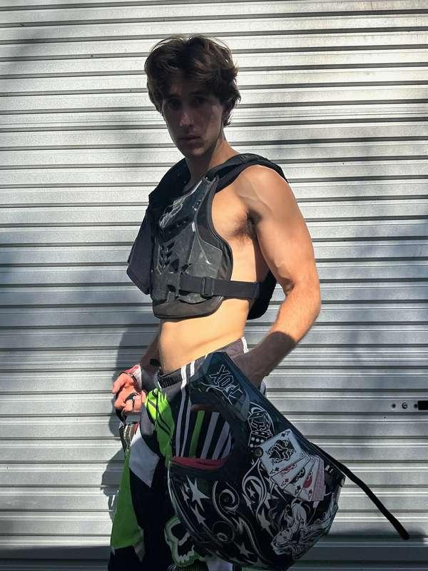 uronlyhotguy image #0