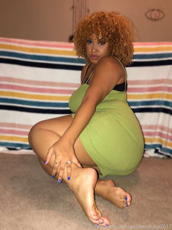I bet you wish I was your bday present this year huh? 😆
