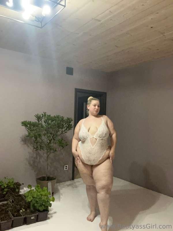 bootyassgirl image #0