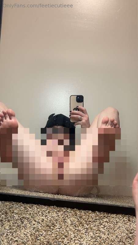 Super huge picture pack of my beautiful bush, face, tits, pu..