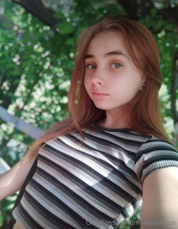 # 🔥Free subscription @viksy_bb🔥 This sexy girl can't stay wi..