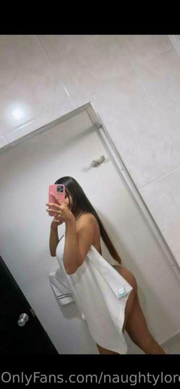 te das una duchita conmigo? 🚿🥵