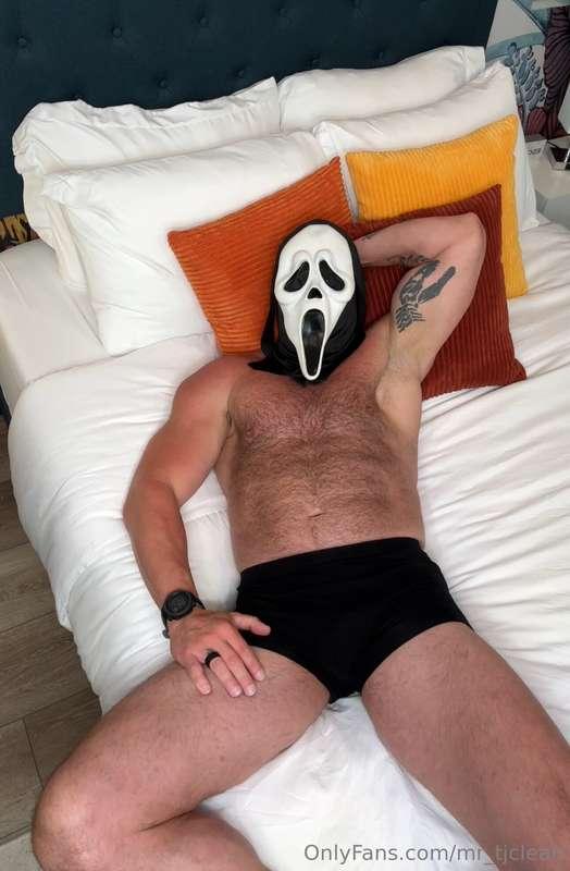 Let's get spooky 😈