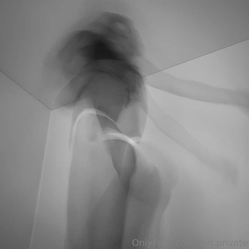 tori.private image #1