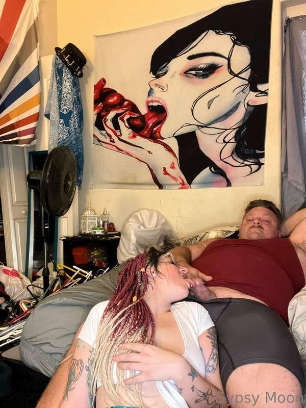 Who wants to go live with me?