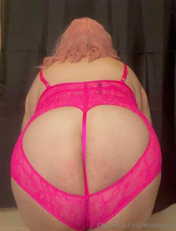 I’m just glad my ass isn’t the shape of an anatomically corr..