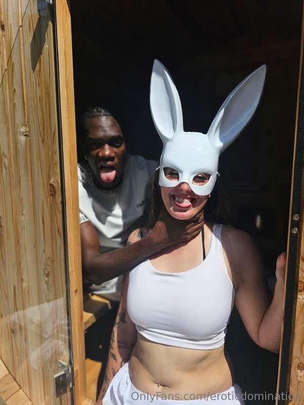 I bet youd love to see @dacydaniels get fucked by a BBC huh ..