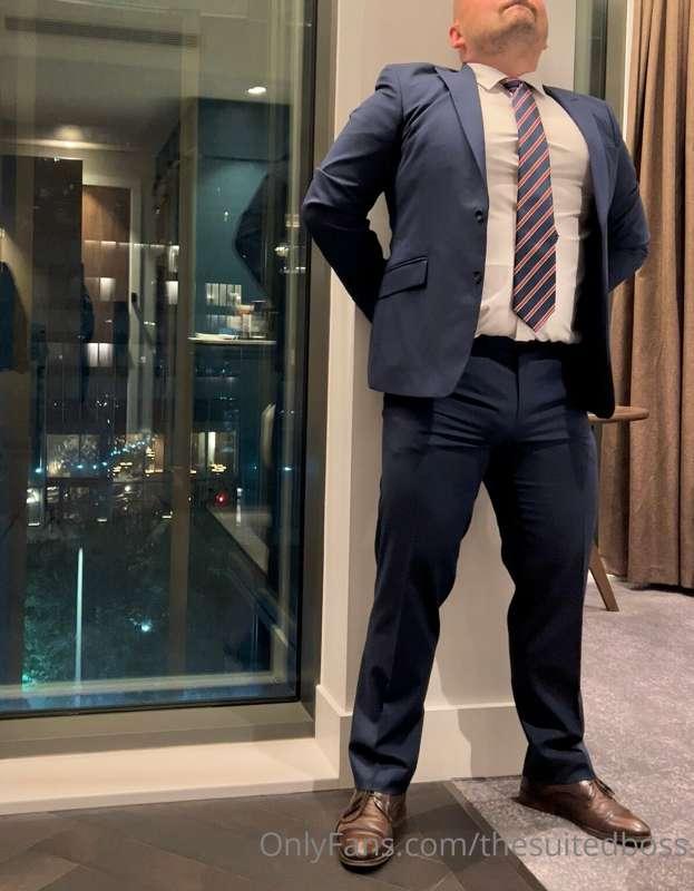 Look the part?
Busy day of meetings and visits. Guaranteed t..