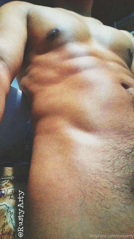 ⚲ I can't stand the heat of my body...