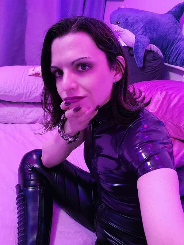 evelynnyte image #3