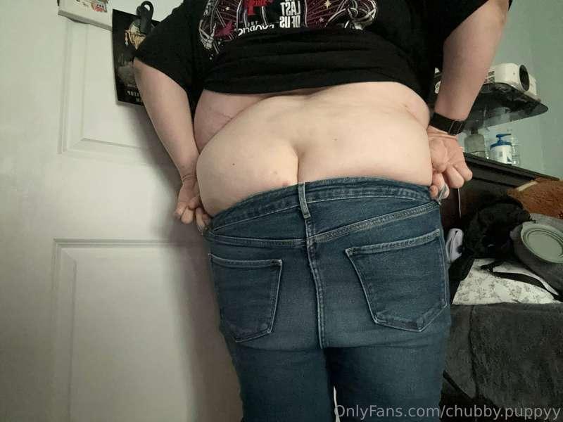 I could BARLEY get these SIZE 12 PANTS above my thighs let a..