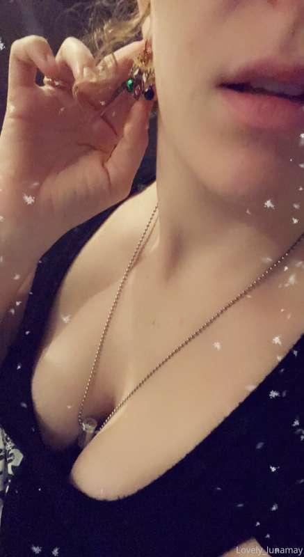 How do you like my necklace? ☺️😘