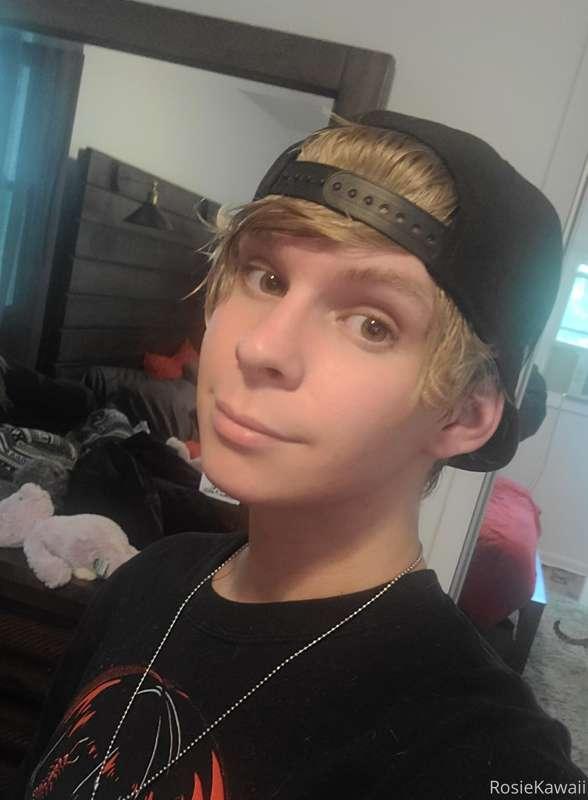 Cute recent pic to keep the of alive x