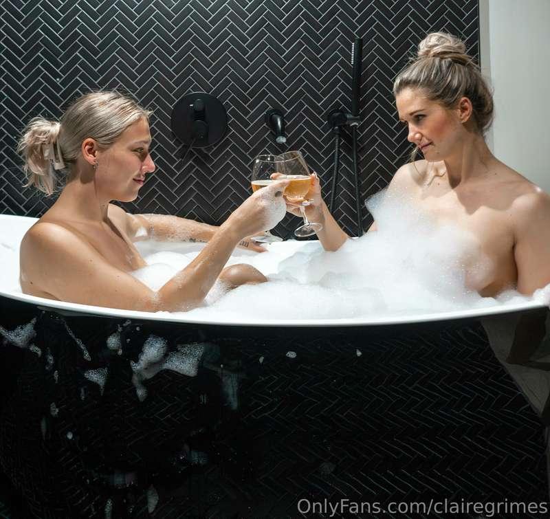 i like this pic of me and Rae sharing champagne, naked, in t..