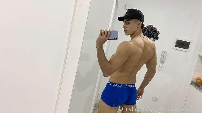 What would you do to my ass? 🍑😏