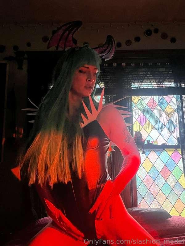 Little valentines succubus treat for you darling ❤️🦇💘