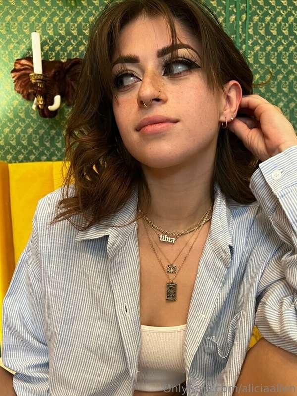 guess what I'm thinking about 😜